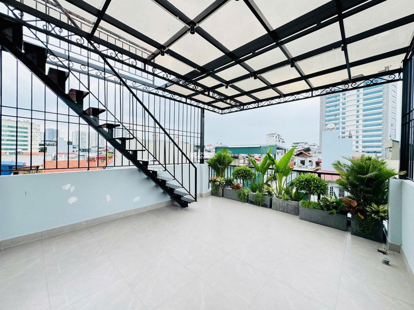 SIÊU PHẨM ĐẸP NHƯ TRANH VẼ - 7 TẦNG THANG MÁY - THIẾT KẾ ĐỈNH CAO - VỊ TRÍ HIẾM 