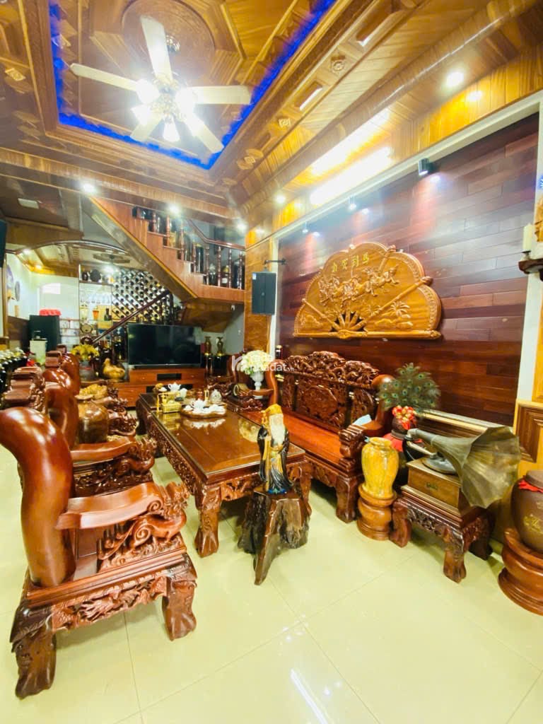 SIÊU PHẨM 4 TẦNG 83M2 FULL NỘI THẤT GỖ LIM SANG TRỌNG LÊ VĂN KHƯƠNG P THỚI AN Q12