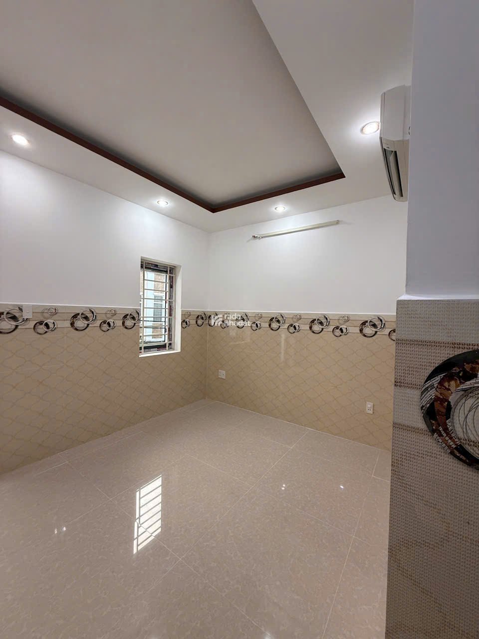 BÁN NHÀ 3 TẦNG 1/ TÔ NGỌC VÂN, Q12 - OTO ĐẬU TRONG NHÀ