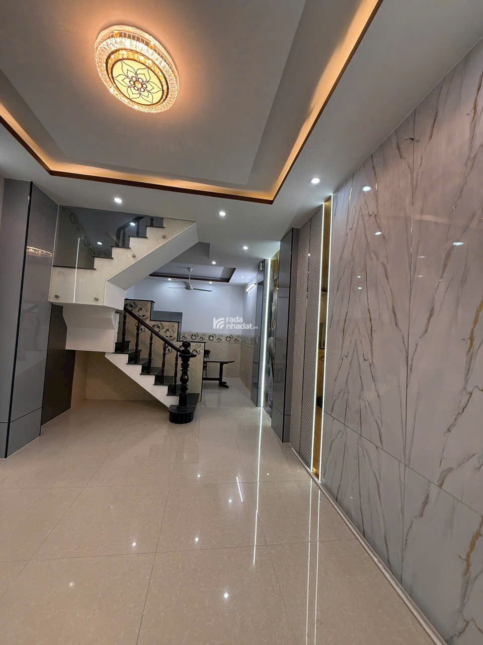 BÁN NHÀ 3 TẦNG 1/ TÔ NGỌC VÂN, Q12 - OTO ĐẬU TRONG NHÀ