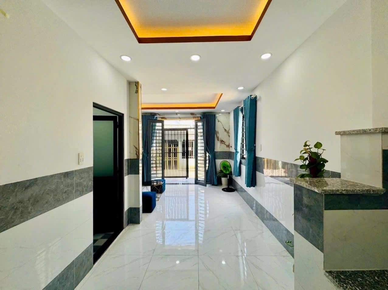 Bán nhà mới 2 tầng DT 54m2, đường xe tải, Đường 10, phường Hiệp Bình Phước, Thủ Đức