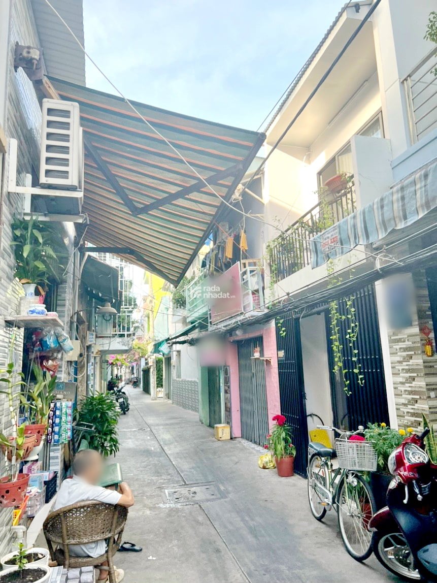 Bán nhà 3 lầu hẻm 1 sẹt gần MT đường Bùi Minh Trực P.5 Quận 8