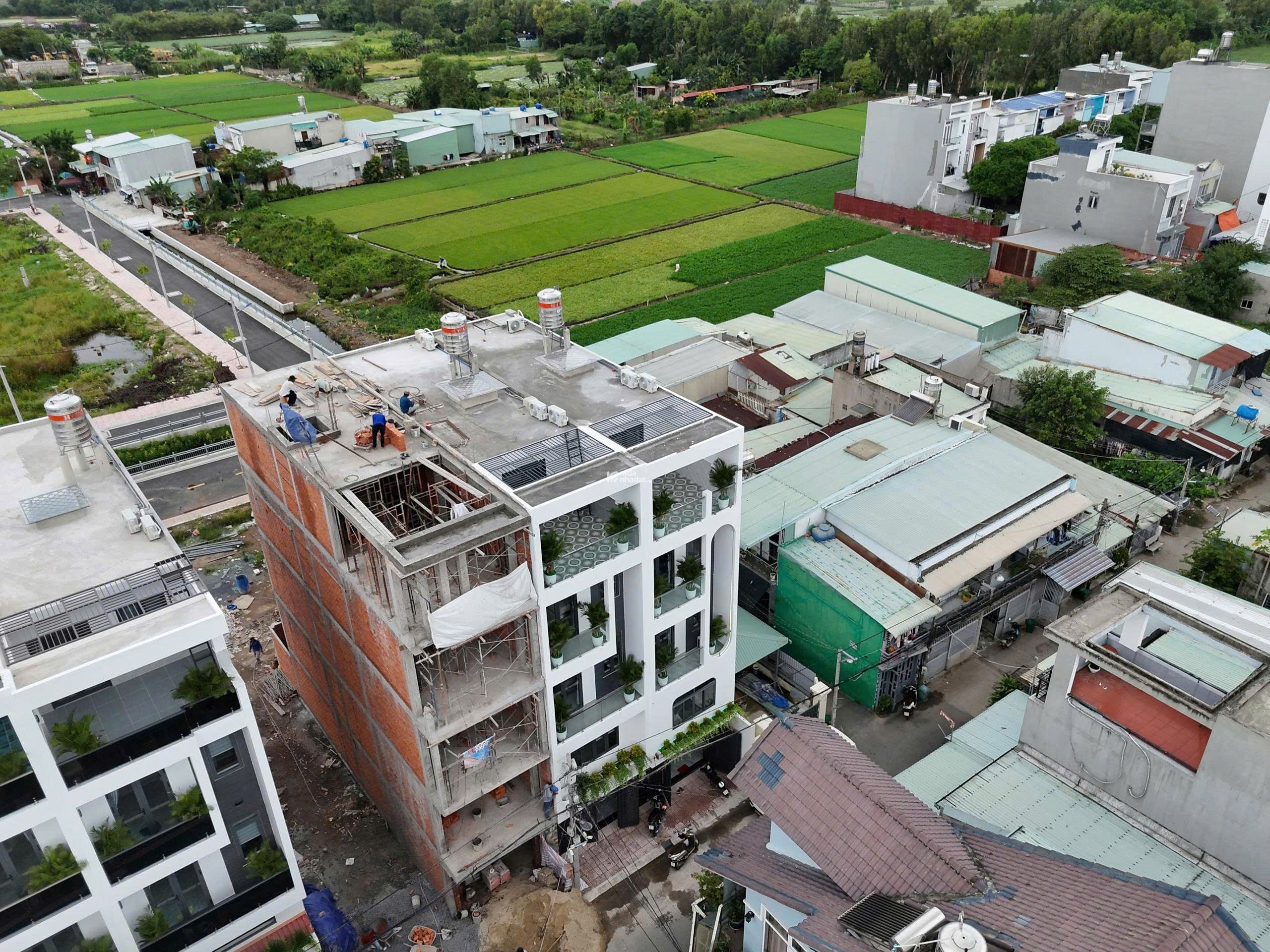 SIÊU PHẨM SONG SINH THẠNH XUÂN 25, QUẬN 12 - ĐÃ HOÀN THIỆN - 4.2x20M FULL NỘI THẤT CAO CẤP