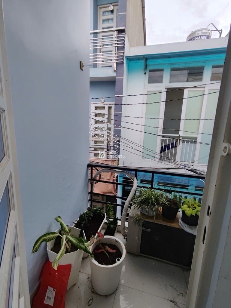 BÁN GÂP TRẦN VĂN QUANG-   PHƯỜNG 10 TÂN BÌNH