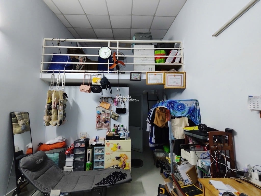 BÁN GÂP TRẦN VĂN QUANG-   PHƯỜNG 10 TÂN BÌNH