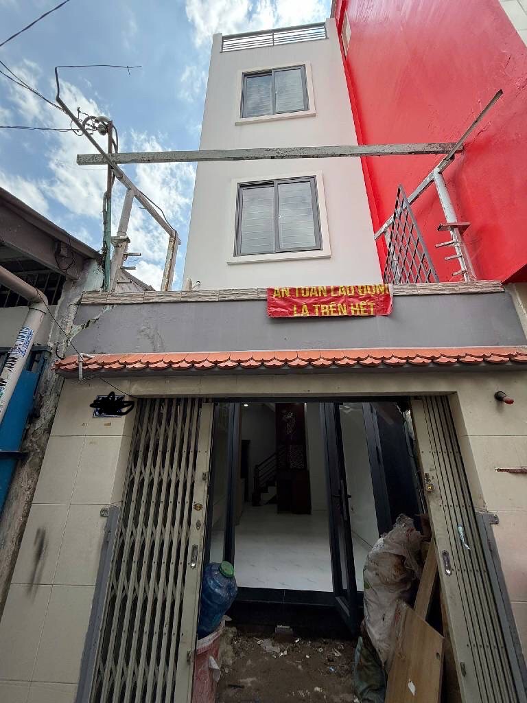 NHÀ MỚI Ở NGAY TRUNG TÂM QUẬN 5 Trân hưng đạo -Q5