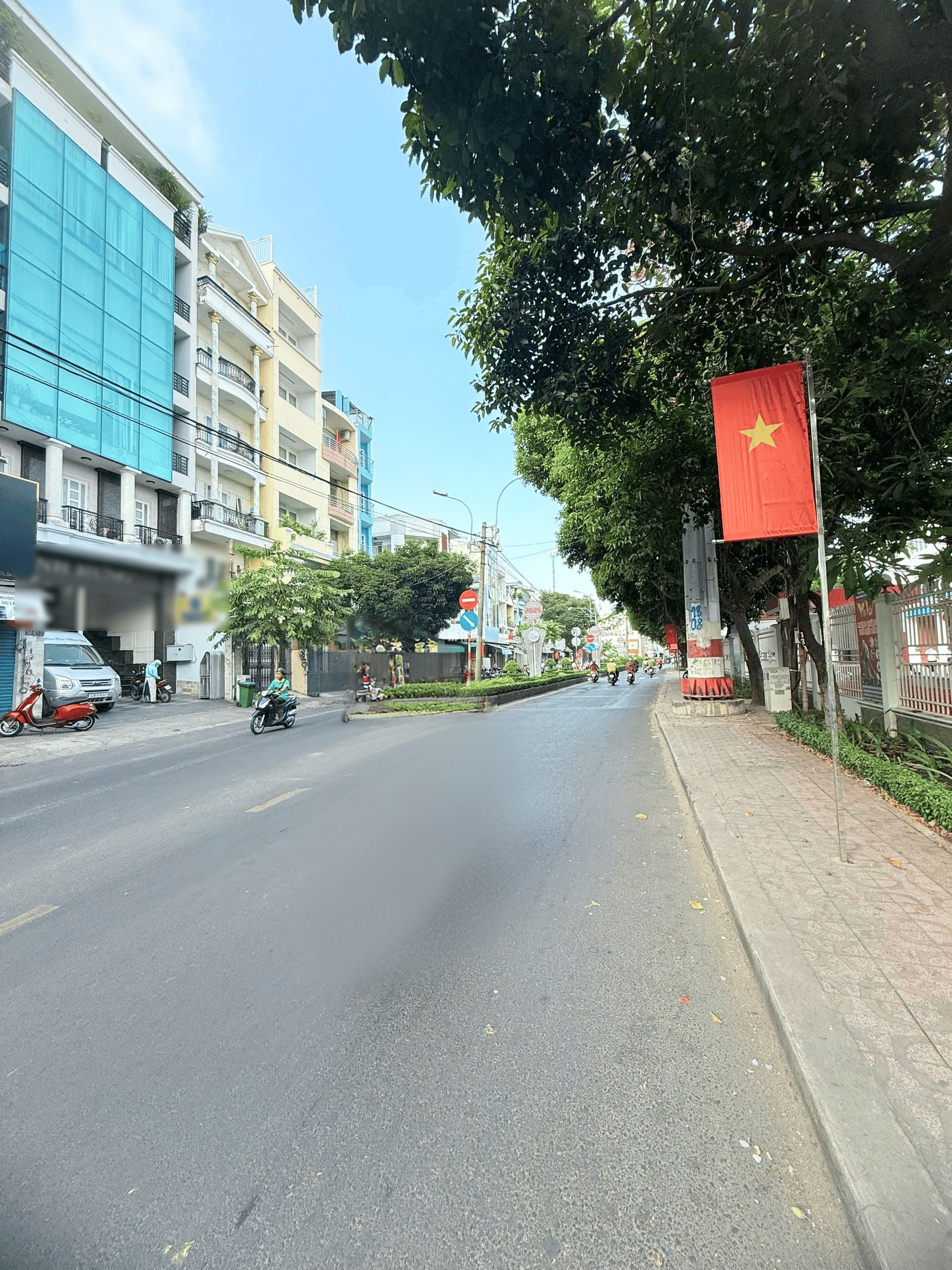 MTKD HIẾM CÓ (6.8m x 14m) Nở Hậu 7.15m GẦN CHI CỤC THUẾ , BÌNH THỚI QUẬN 11