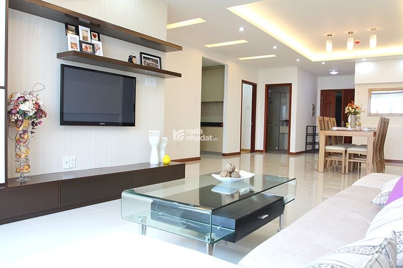Chính chủ gửi bán CH Richmond 2PN 4,2 tỷ có NT , view đẹp, sẵn HDMB, nhà mới LH: 0706 679 ***