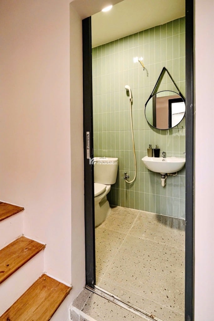 SÁT Q1. HẺM XE HƠI XÔ VIẾT NGHỆ TĨNH, BÌNH THẠNH, 50M2 Ở NGAY. GIẢM 350TR CHỈ CÒN 4.65T 