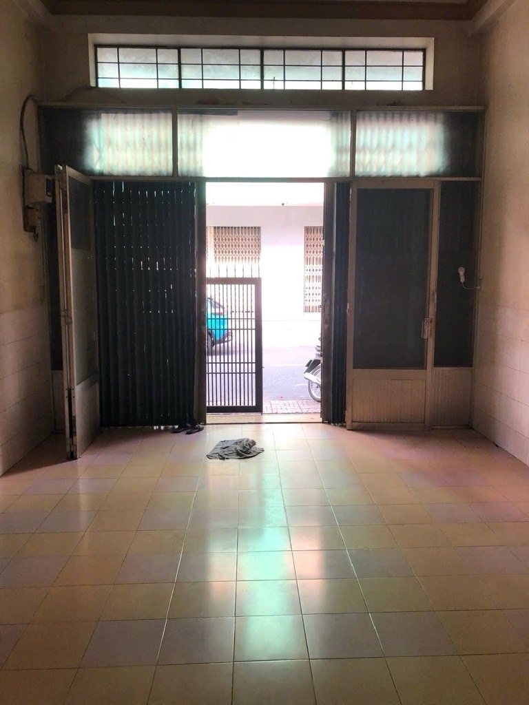 VỊ TRÍ KINH DOANH NGAY CHỢ TÂN THÀNH - TRUNG TÂM QUẬN 5 - NHÀ 5 TẦNG HOÀN CÔNG ĐỦ 