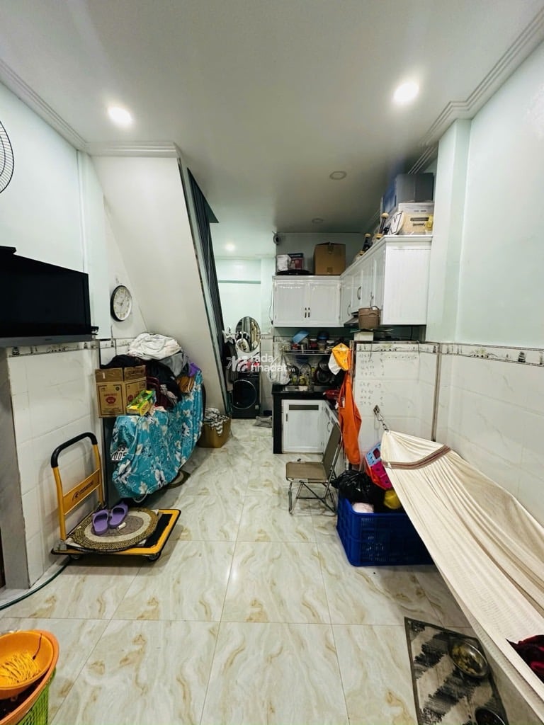 SÁT TÂN BÌNH, HXH TRỊNH ĐÌNH TRỌNG, TÂN PHÚ, 20M2 ĐẸP Ở NGAY. GIẢM 550TR CHỈ 2.6T 