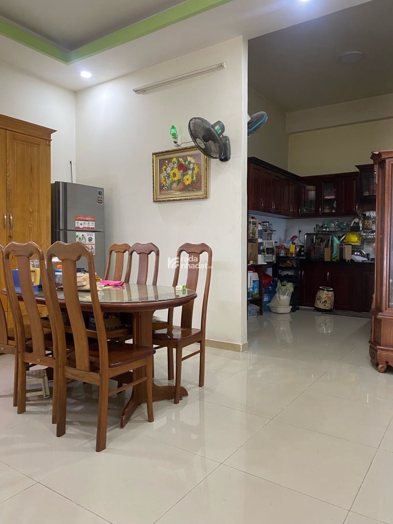 MẶT TIỀN KINH DOANH CỰC ĐỈNH, SÁT BV THỦ ĐỨC, 3 TẦNG 4X16 CHỈ 11,5 TỶ.