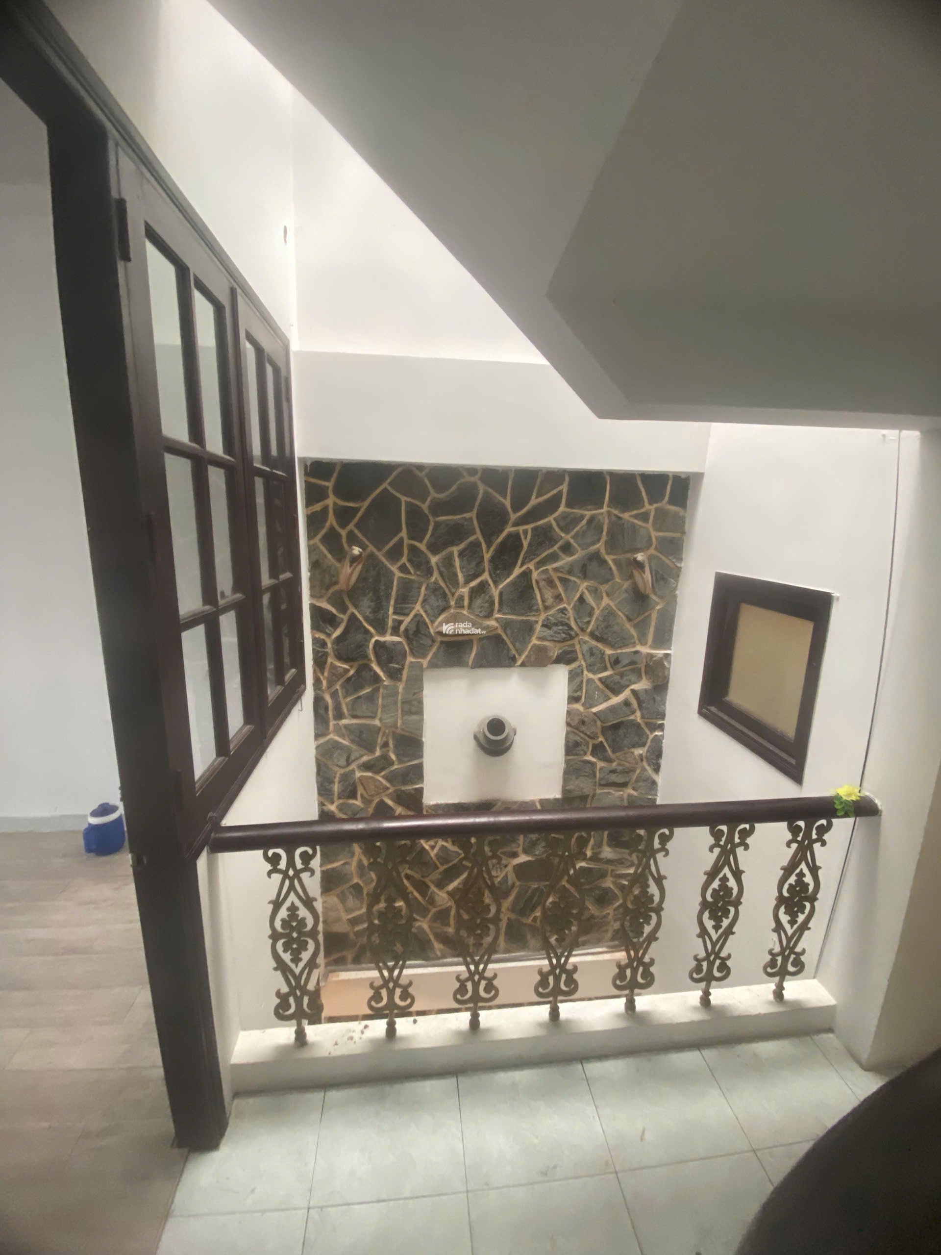 16.9 TỶ. NHÀ 4 TẦNG MẶT TIỀN  HOA SỨ P2, Q. PHÚ NHUẬN 3,5 x 15M