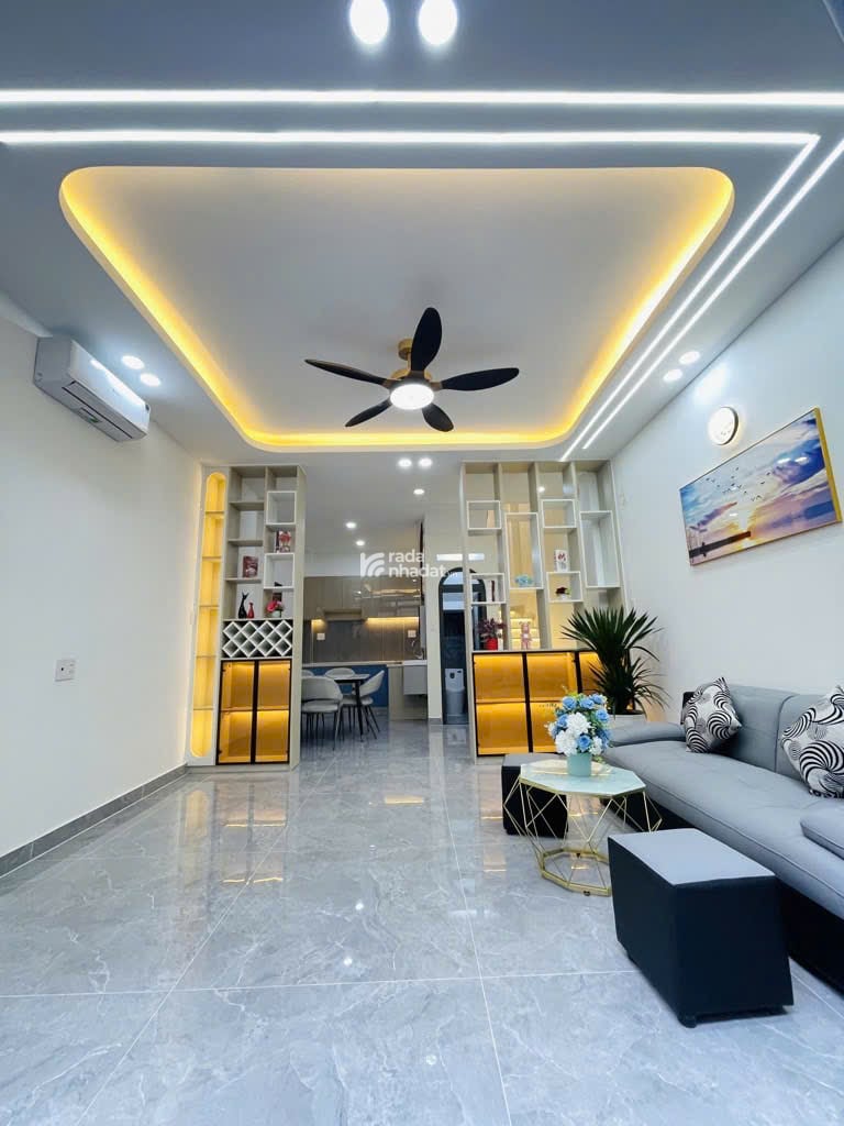 NHÀ MỚI Ở NGAY - FULL NỘI THẤT - GẦN CÔNG VIÊN LÀNG HOA
