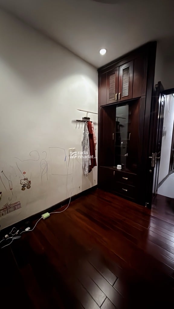 HẺM XE HƠI THÔNG- NHÀ 3 TẦNG- NHỈNH 8 TỶ. KHU HIẾM NHÀ BÁN .