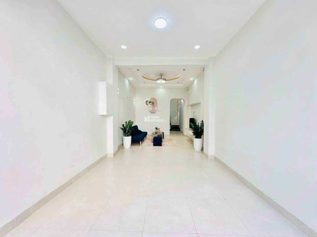 MẶT TIỀN 4 TẦNG HOÀN CÔNG ĐỦ – NHÀ ĐẸP LONG LANH – ĐƯỜNG SỐ 4 P.11 CŨ GÒ VẤP – NGAY NGÃ TƯ SẦM UẤT