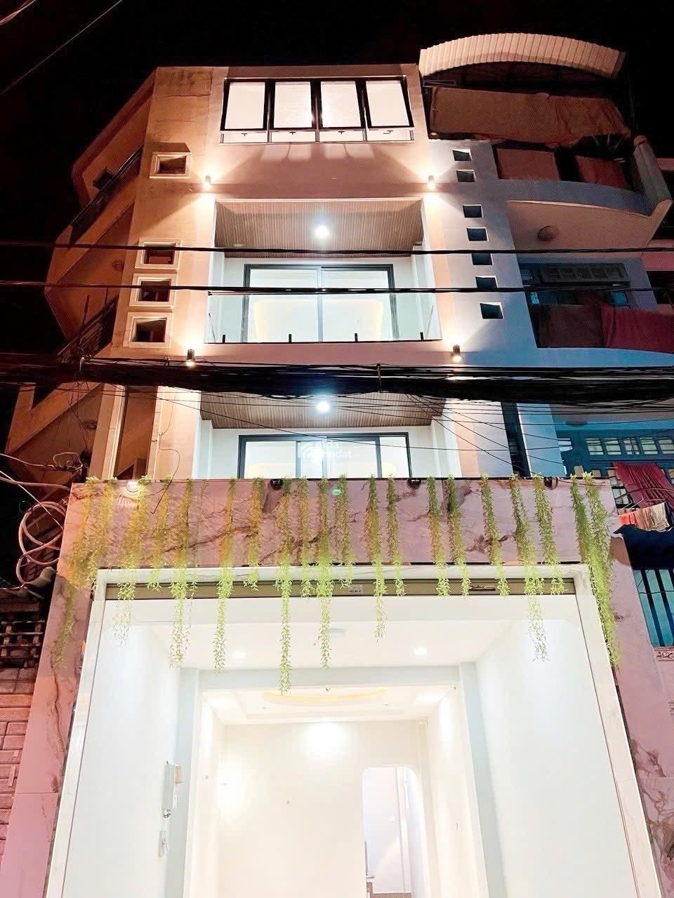 MẶT TIỀN 4 TẦNG HOÀN CÔNG ĐỦ – NHÀ ĐẸP LONG LANH – ĐƯỜNG SỐ 4 P.11 CŨ GÒ VẤP – NGAY NGÃ TƯ SẦM UẤT