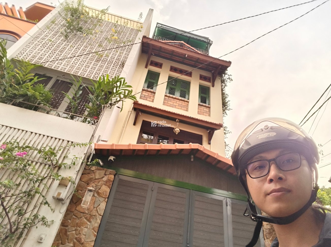 Bán nhà Phú Nhuận 4 x 18 x 5 tầng phong cách Âu cổ điển, HXH gần mặt tiền 