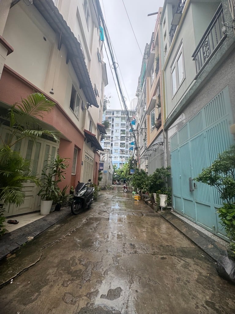 HXH KÊNH 19 THÁNG 5, TÂN PHÚ, CHUẨN 33M2 HIẾM CÓ. GIẢM 550TR CHỈ 3.9T TL TỐT