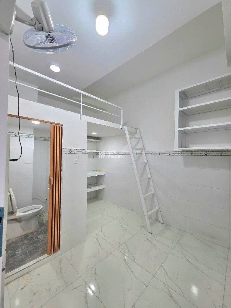 CHDV Nguyễn Sơn, 91m2, ngang 5.1m, 14 Phòng Full NT, 60tr/tháng,  Chỉ 12.6 Tỷ