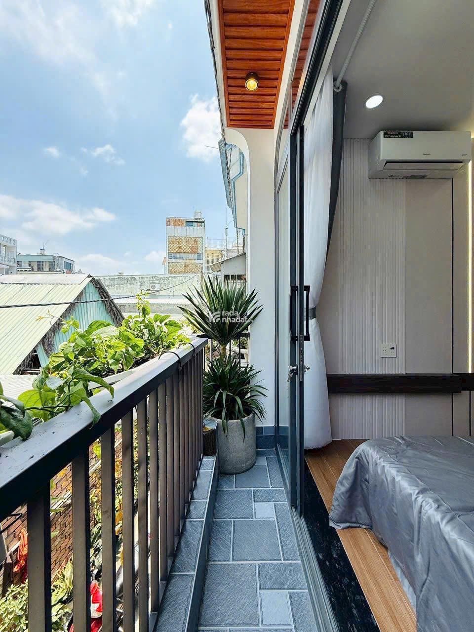 Bán nhà đẹp ở Huỳnh Tấn Phát, P. Phú Thuận, Q7. Giá 4tỷ320 , 69m2 , SHR