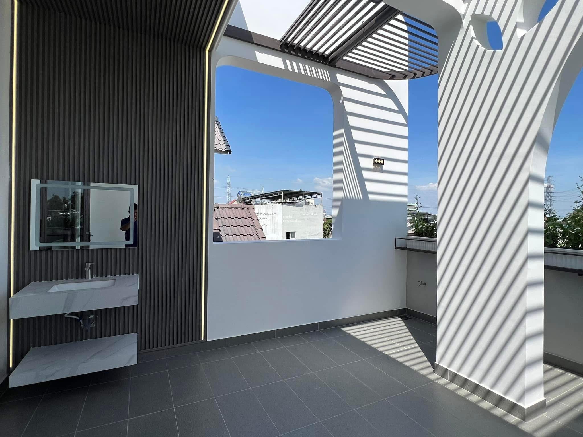 Bán Nhà Phố Hiện Đại, Trung Tâm Thủ Dầu Một, Giá Cực Tốt, Vào Ở Ngay
