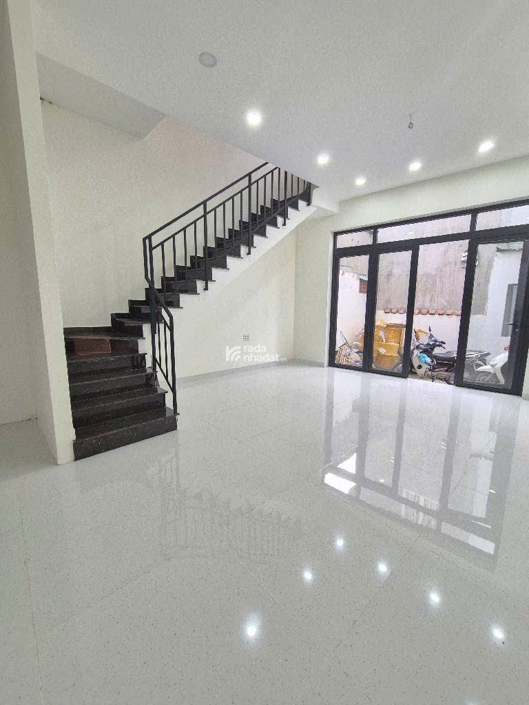 Nhà đẹp hàng xóm Lotte Mart Lê Văn Lương Q7-- 46MV - ngang 5M - chỉ nhỉnh 4T TL