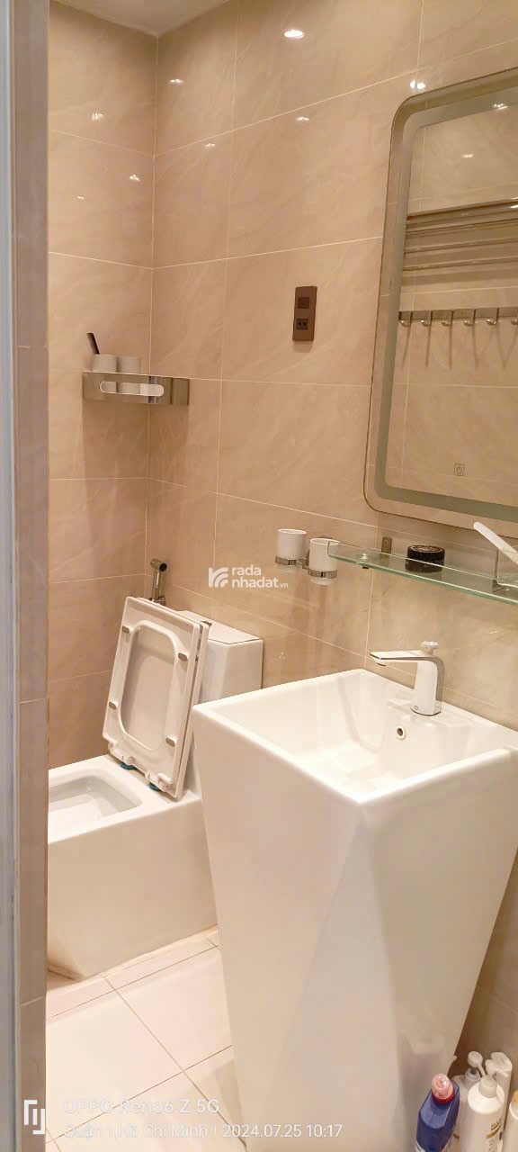 Cần bán nhà gấp hẻm xe hơi Quận 1 diện tích 106m2 giá chỉ 25tỉ