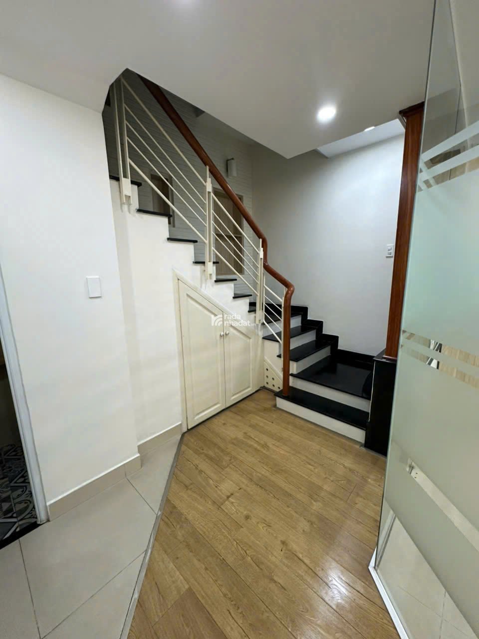 BÁN NHÀ HẺM XE HƠI SƯ VẠN HẠNH Q10 - 6 tầng 4.2x14.5 - 30 tỷ