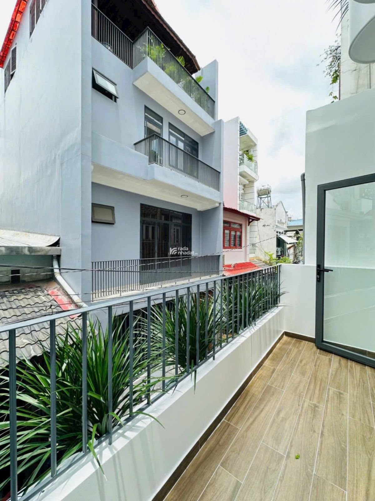 Gần Quận 1 ! Bán nhà hẻm xe hơi đường Nguyễn Cửu Vân - 4x15m - 4 tầng - Giá nhỉnh 9 tỷ