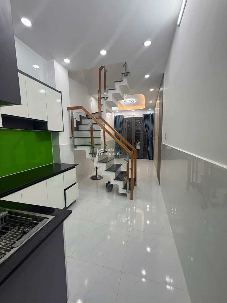 SIU PHẨM NHÀ ĐẸP LÊN SÓNG - NGAY HOÀ BÌNH - TÔ HIỆU - TÂN PHÚ - GẦN ĐẦM SEN - SÁT MẶT TIỀN - 2 TẦNG