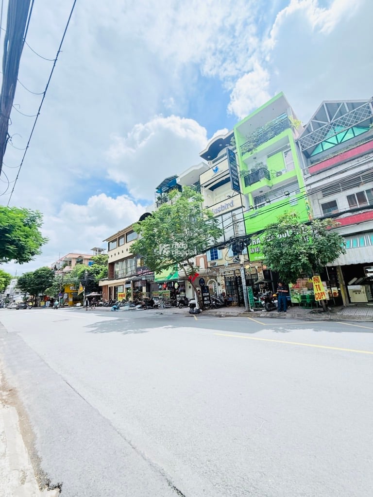 MẶT TIỀN KINH DOANH - 3 TẦNG - 88M2 - ĐƯỜNG 30M CỘNG HÒA - VÒNG XOAY LĂNG CHA CẢ - ĐANG CHO THUÊ