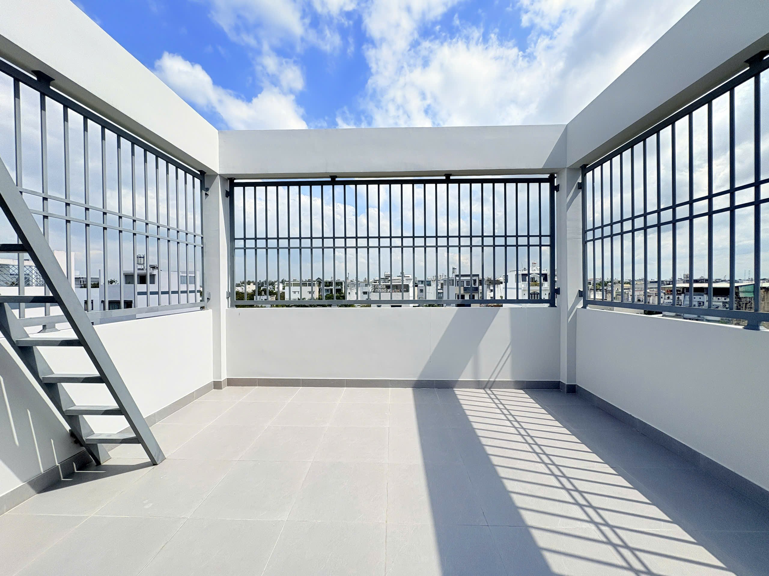 SIÊU PHẨM NHÀ 4 TẦNG KDC ANH TUẤN, HUỲNH TẤN PHÁT