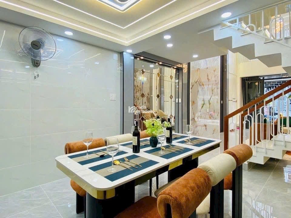 NHÀ XÂY MỚI 4 TẦNG – PHẠM VĂN CHIÊU – P16 - HẺM 7M Ô TÔ NGỦ TRONG NHÀ - FULL NỘI THẤT