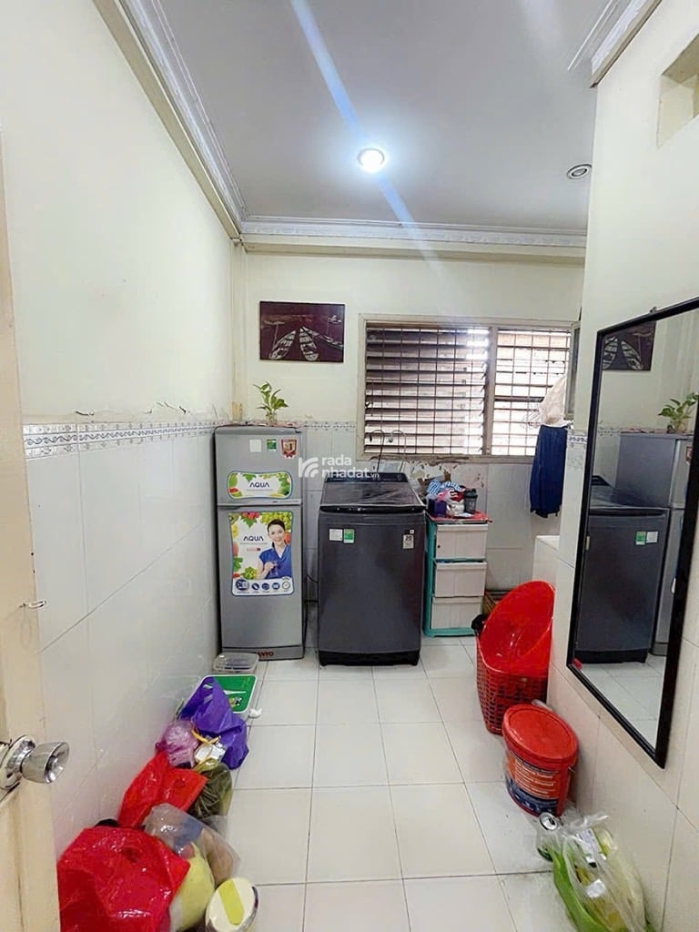 SÁT VÁCH QUẬN 1, CHUNG CƯ NGUYỄN CỬU VÂN, BÌNH THẠNH, 46M2 Ở NGAY. GIẢM 350TR CHỈ 1.8T 