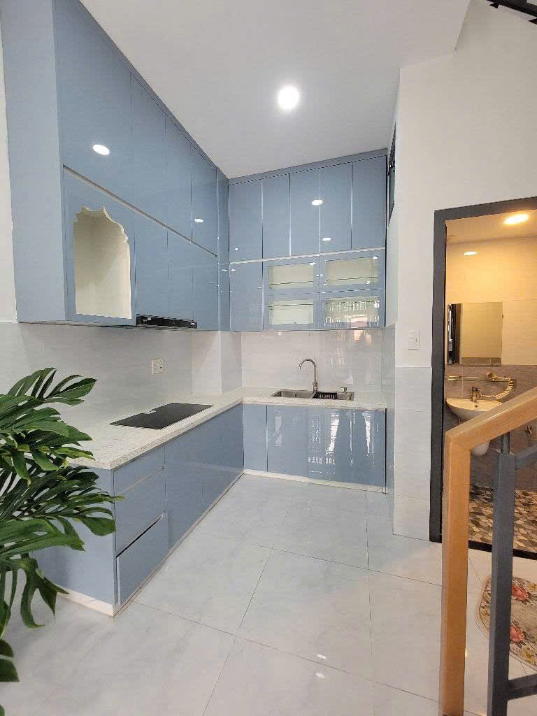 Bán nhà Dương Quảng Hàm Gò Vấp, 4.6x8m, 4 tầng, thông Phạm Văn Đồng, 7.75 tỷ TL  