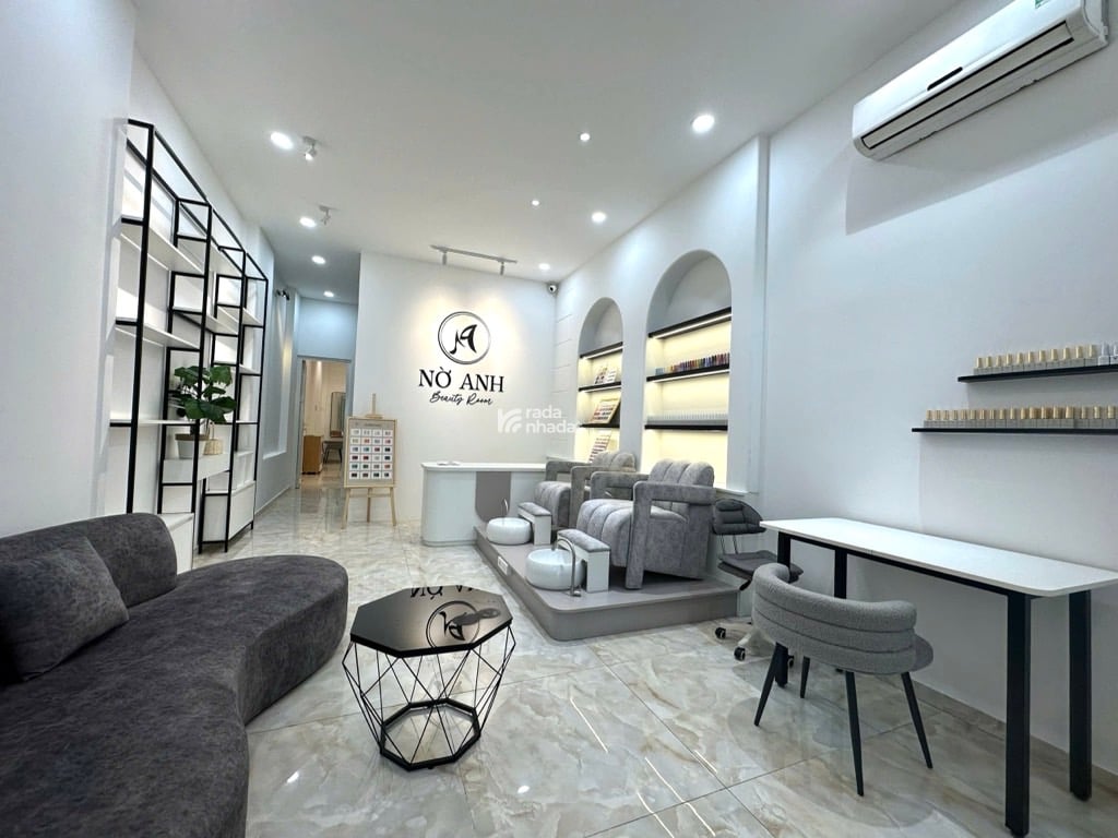 GIÁ ĐẦU TỪ - HẺM 1 TRỤC SÁT MẶT TIỀN - ĐANG CHO THUÊ 18TR - NHÀ 80M2 x 4 TẦNG MỚI ĐẸP.