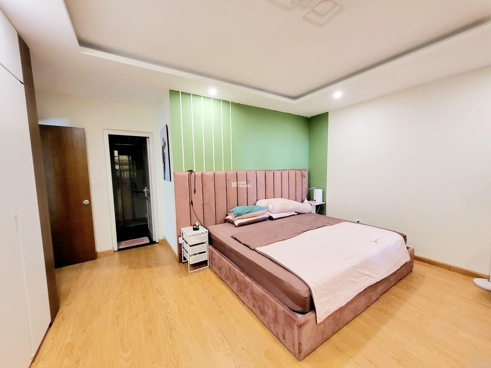 0915 130 *** tôi có căn hộ cho thuê DT: 95m2, 120m2 và 130m2 tại dự án Sky Light có thể vào được luôn