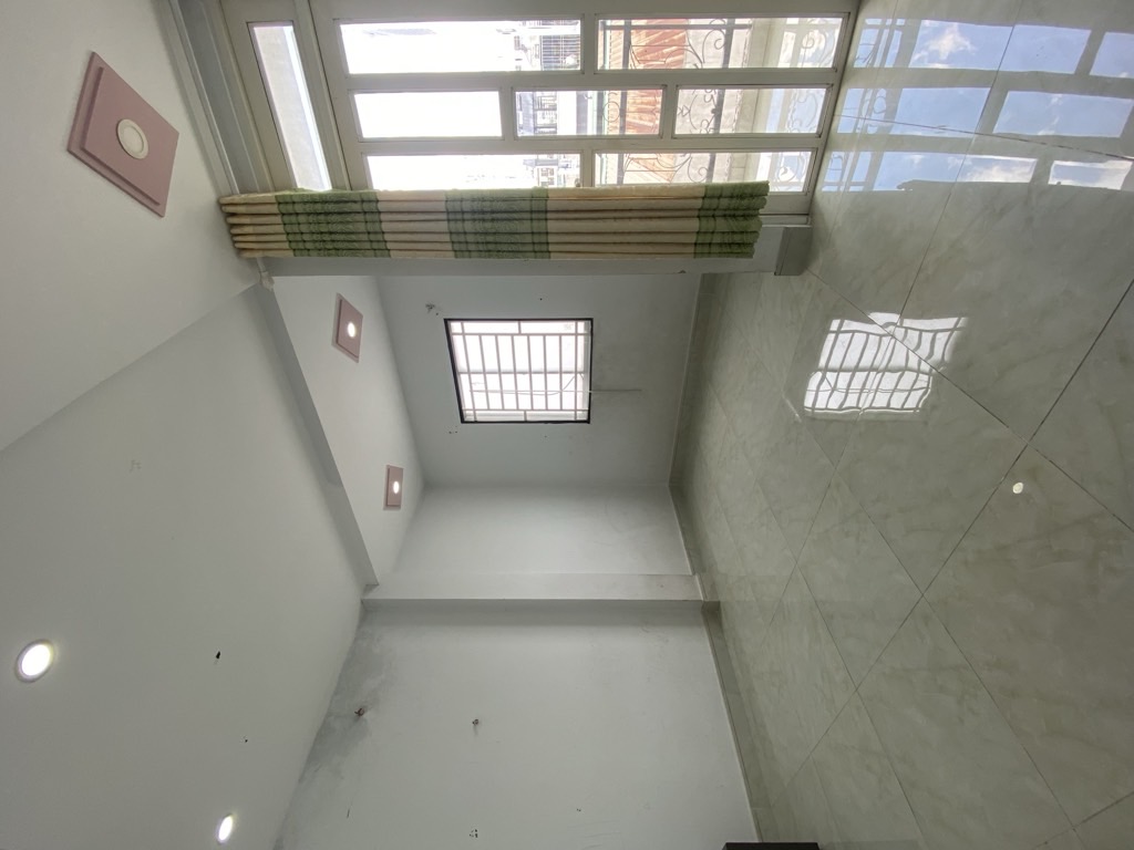 MẶT TIỀN KINH DOANH KHU TÊN LỬA 120M2 NGANG HIẾM 5M ĐƯỜNG 10M  