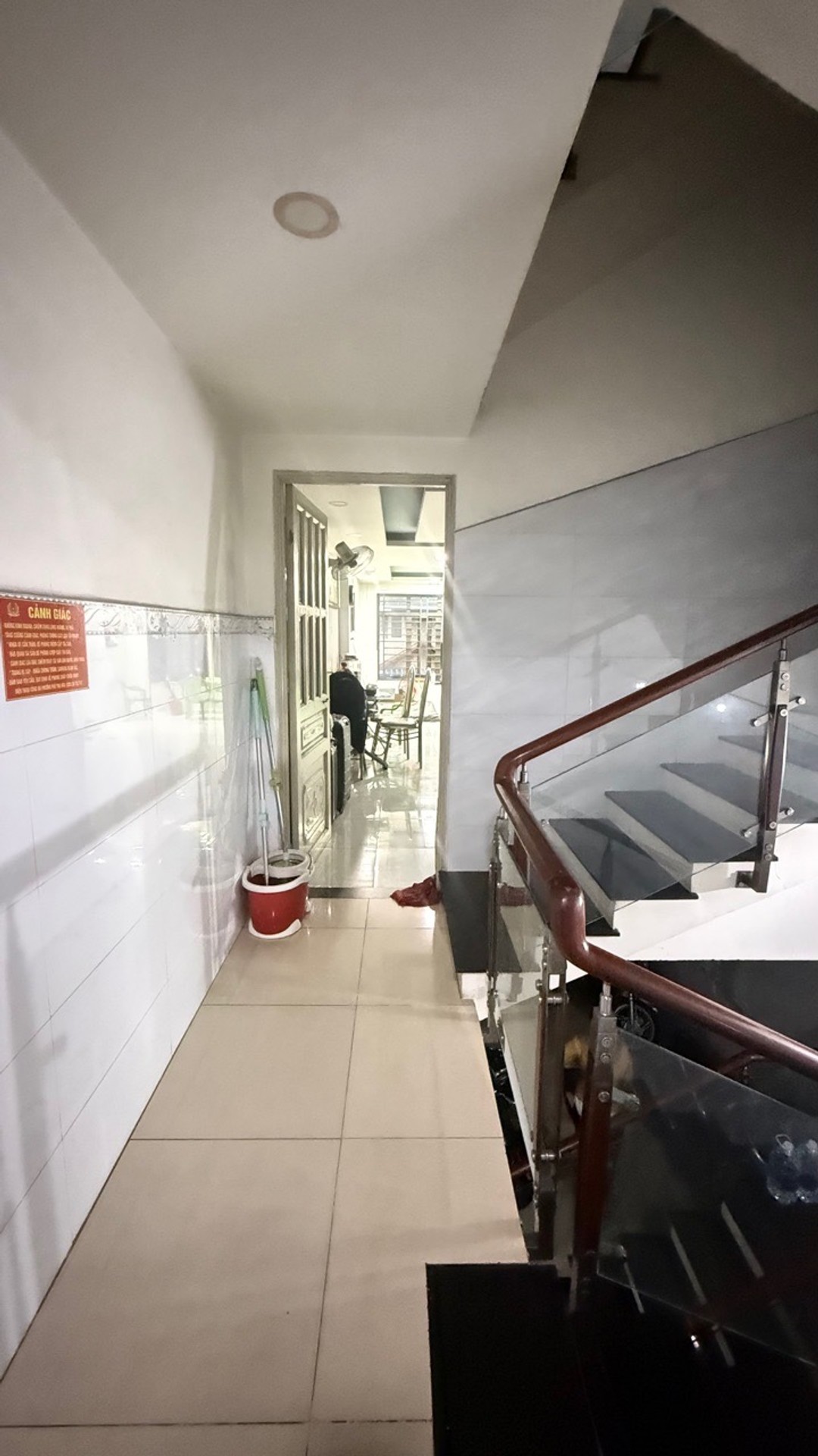 CHDV MT Kênh Nước Đen-gần chợ Tân Hương, 80m2, 6 tầng 15 phòng, TN 40tr/th,14 tỷ