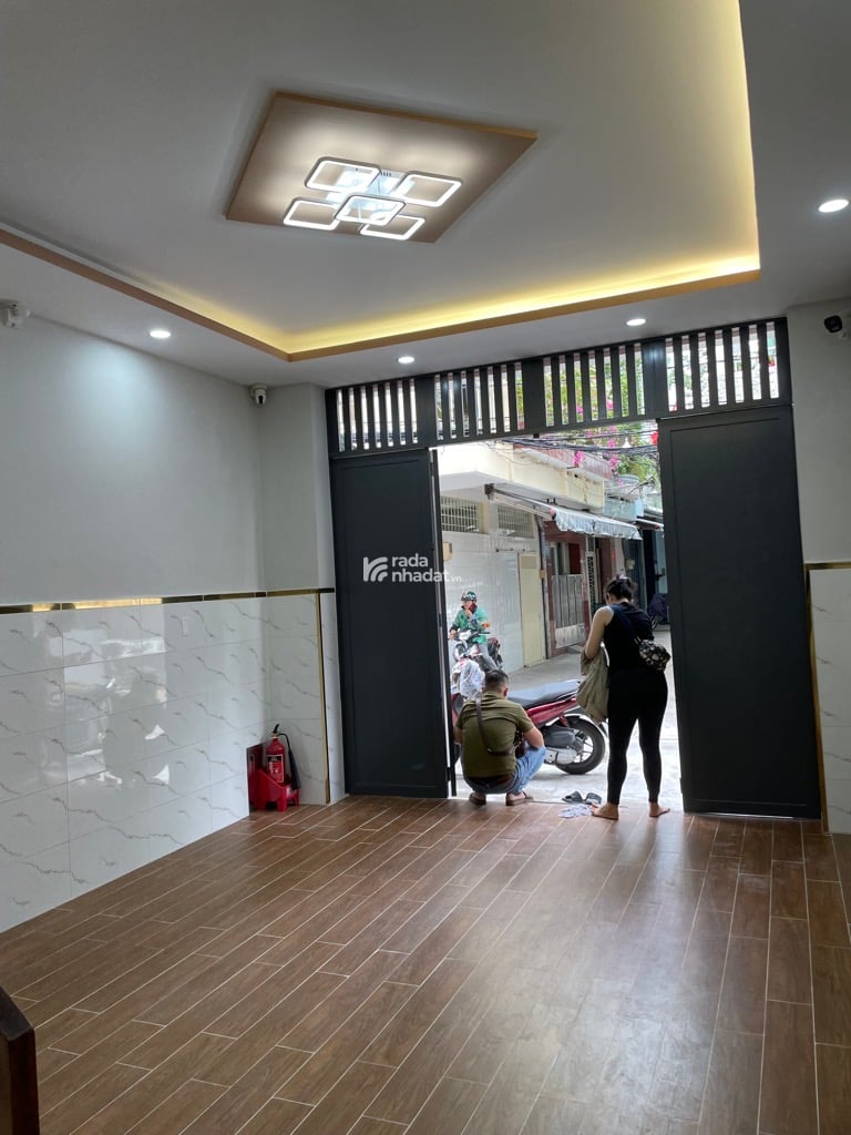 CĂN HỘ DỊCH VỤ CAO CẤP, DÒNG TIỀN ỔN HÀNG THÁNG 37TR/THÁNG, HẺM XE HƠI, HẺM THÔNG THOÁNG, SẠCH SẼ