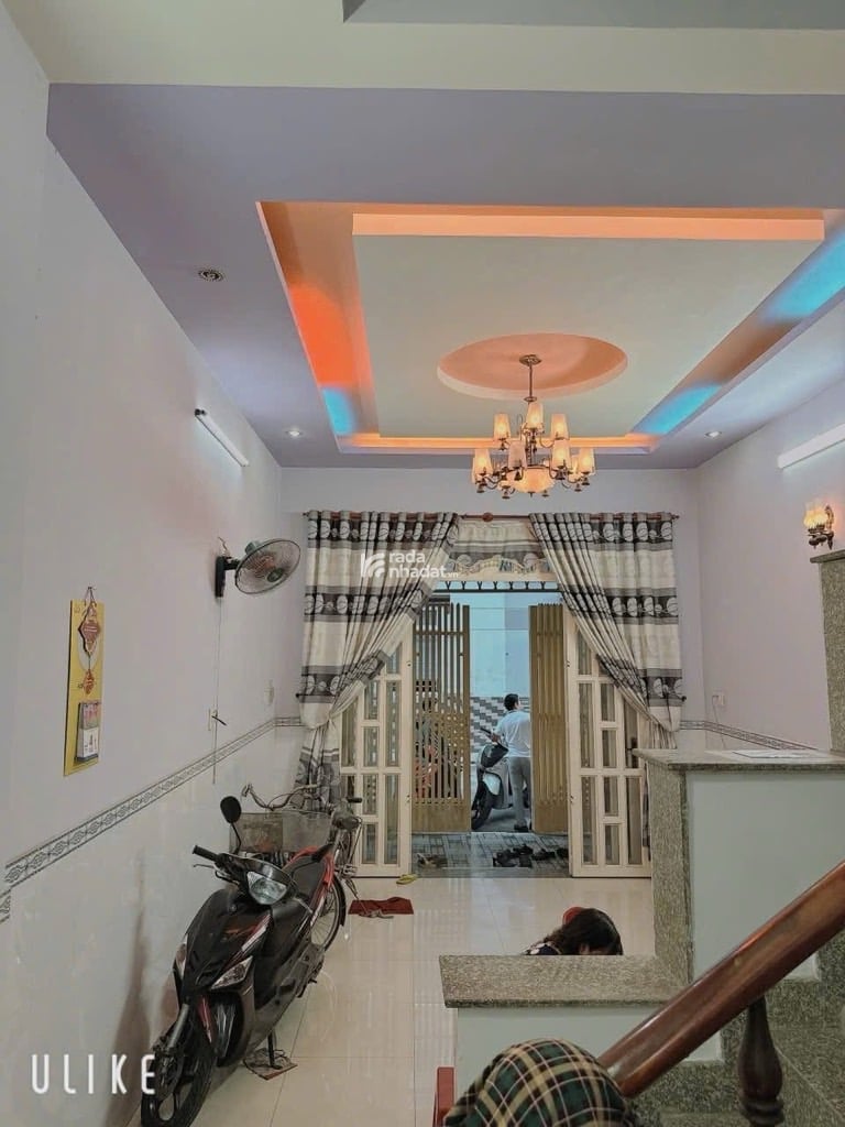  NHÀ ĐẸP 3 TẦNG - KHU TOÀN NHÀ CAO TẦNG BIỆT THỰ XỊN ĐẸP - CẠNH LÊ VĂN QUỚI 
