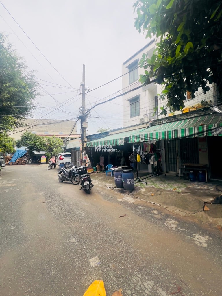  CĂN HỘ DỊCH VỤ DÒNG TIỀN 30 TRIỆU/tháng ( 88m2 , 3 tầng ) ĐẦU ĐƯỜNG SỐ 7 TÊN LỬA BÌNH TÂN .