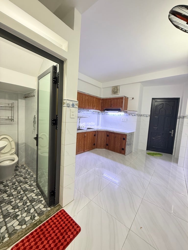 SIÊU PHẨM 5 TẦNG ĐẸP GIÁP QUẬN 10 KHU LỮ GIA - 39M2 - MUA CHỈ VIỆC DỌN VÀO Ở - SỔ 2025 CHUẨN