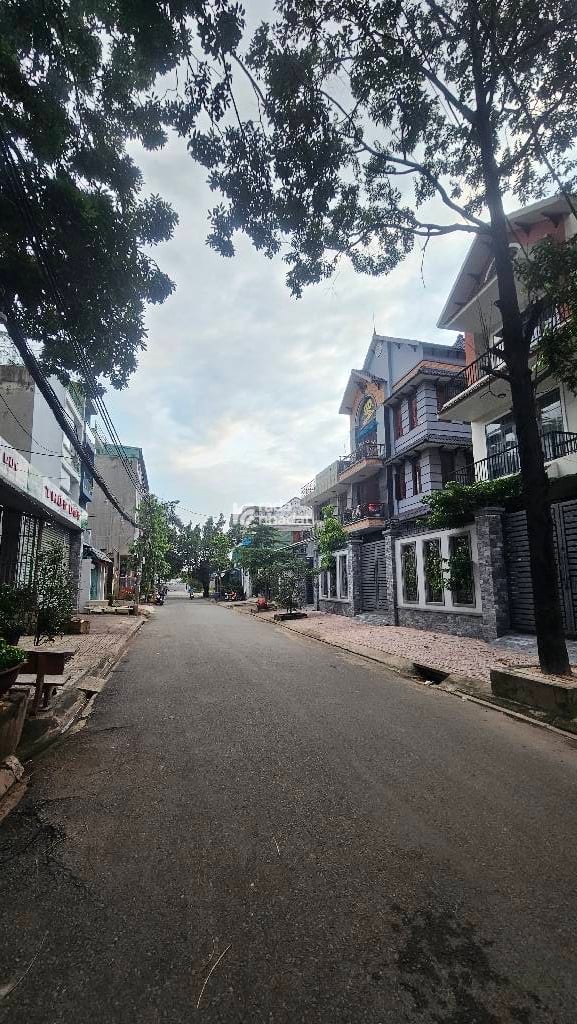 bán nhà đường tân kỳ tân  quý bình hưng hoà