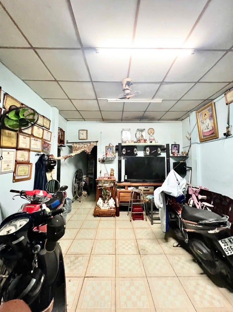 BÁN NHÀ MẶT TIỀN 10M BÌNH HƯNG HOÀ A 63M2 6.X TỶ SÁT CHỢ GÒ XOÀI