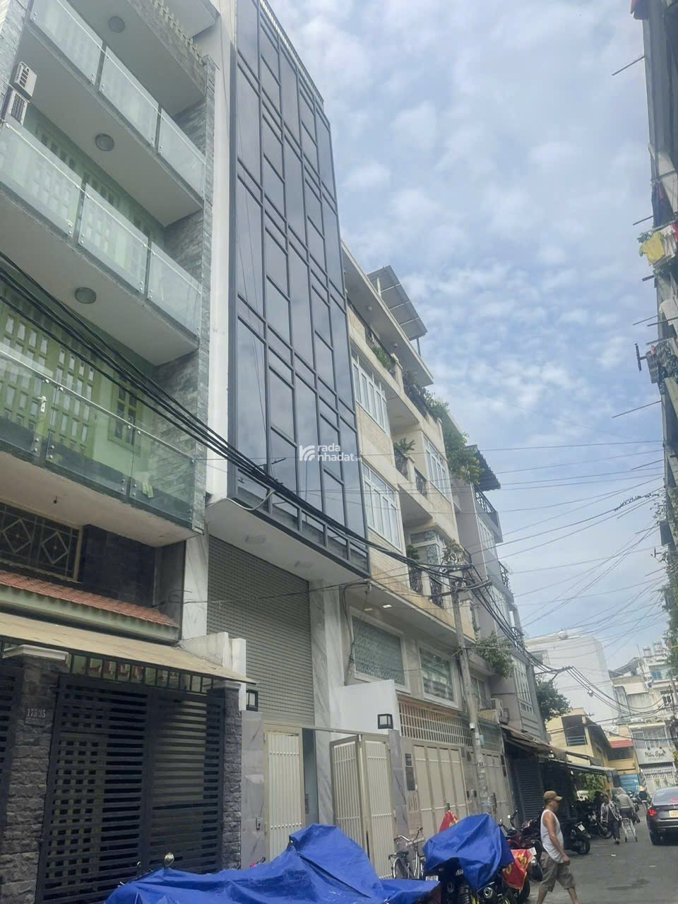 NHÀ ĐẸP 5 TẦNG CÓ THANG MÁY  NGUYỄN THIỆN THUẬT, P.1, Q.3 NỞ HẬU GIÁ 26 TỶ TL