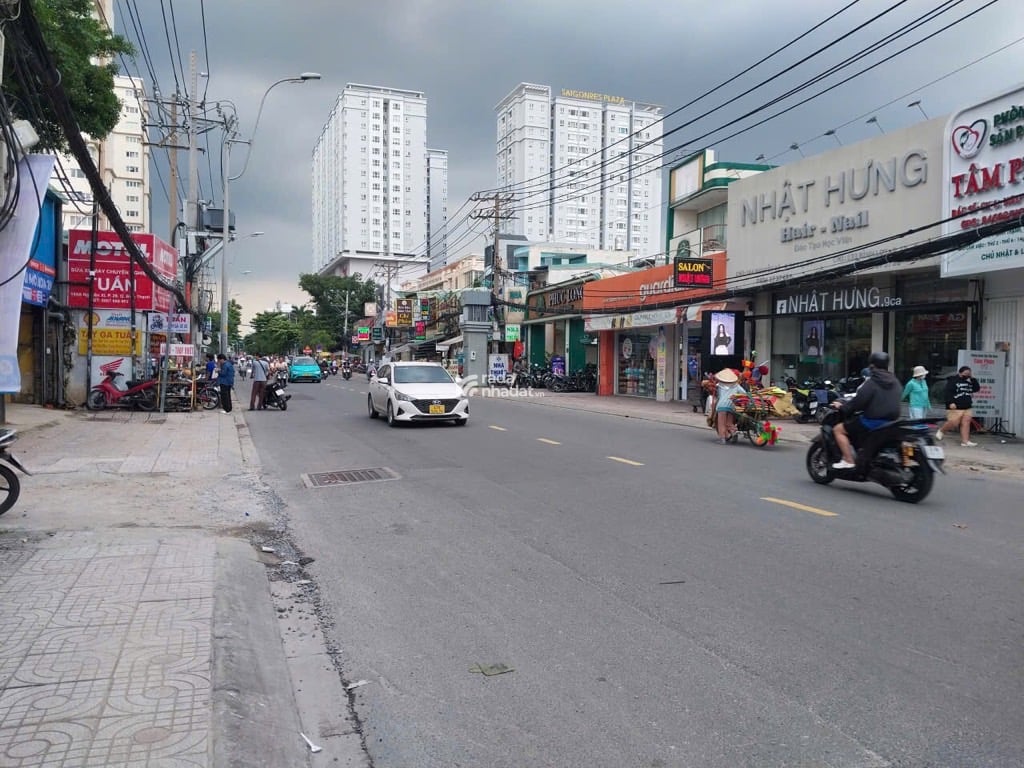 BÁN NHÀ MẶT TIỀN NGUYỄN XÍ – VỊ TRÍ ĐẮC ĐỊA GIỮA TRUNG TÂM BÌNH THẠNH