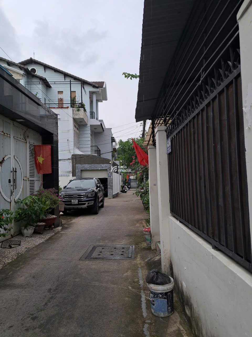 HẺM XE HƠI TRÁNH NHAU KHU DÂN CƯ VIP, GẦN ĐH CẢNH SÁT, 4,5X20 CHỈ 6,3 TỶ.