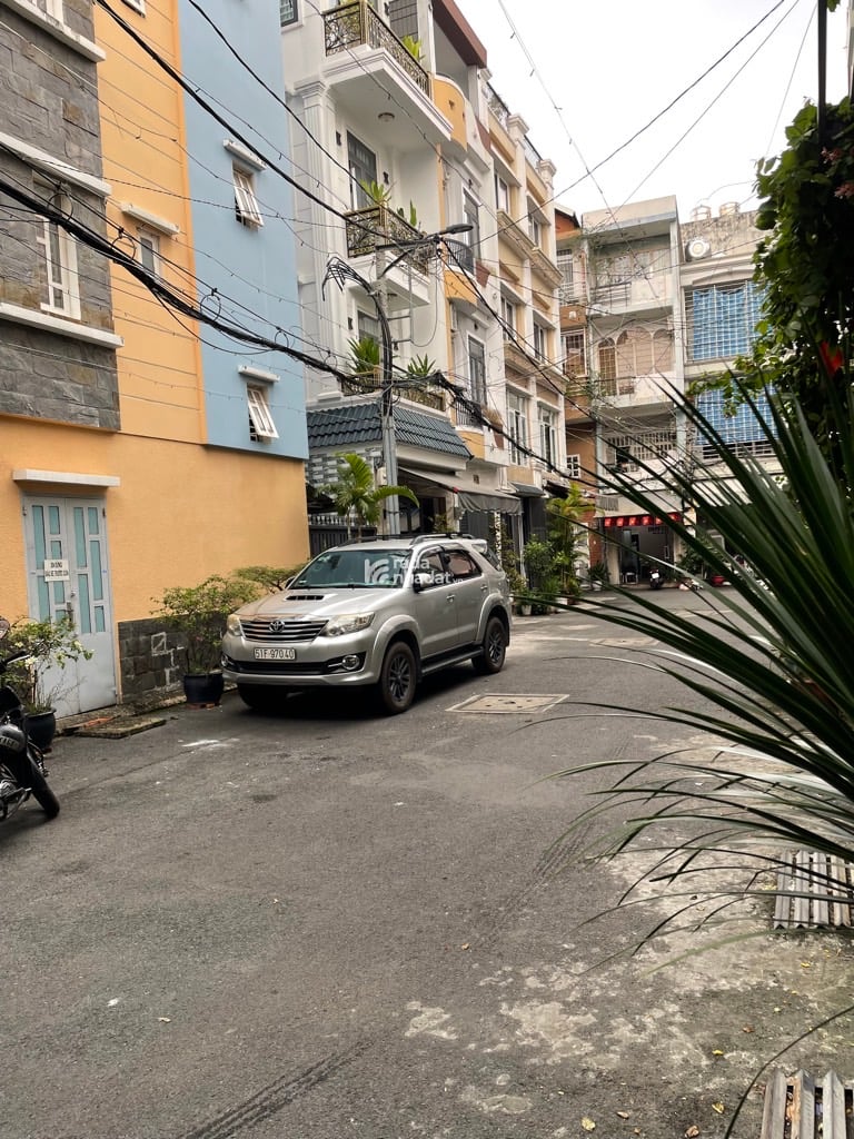 Bán nhà đẹp HXH Huỳnh Văn Bánh, F12, giá nhỉnh 6 tỷ.